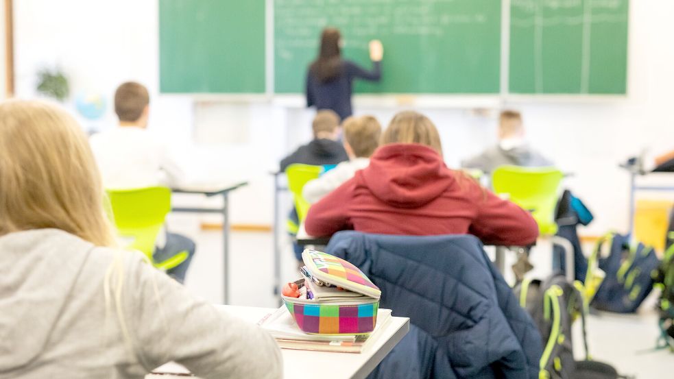 Wohl nicht alle Schüler im Landkreis Aurich werden wohl am Montag in ihre Klassenräume kommen. Foto: DPA