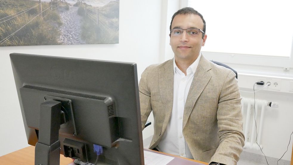 Bereits im Mai stellte die Trägergesellschaft den Auricher Oberarzt Mohamad Khalaf als Interessenten für eine kardiologische Ermächtigungspraxis am Standort Norden vor. Foto: Trägergesellschaft