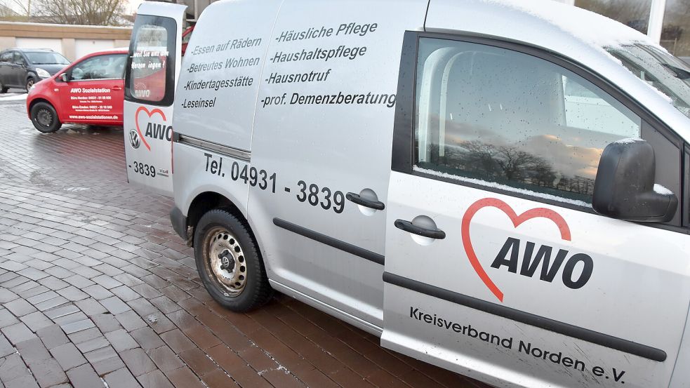 „Essen auf Rädern“ ist ein Angebot des Arbeiterwohlfahrt-Kreisverbandes Norden. Elf Mitarbeiter fahren die Speisen täglich zu den Kunden. Foto: Thomas Dirks