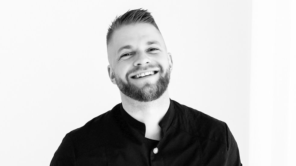 Kevin Gideon betreibt seit zwei Jahren ein eigenes Restaurant in Oldenburg. Seine Anfänge liegen in Westerende. Foto: MamaundMini Fotografie