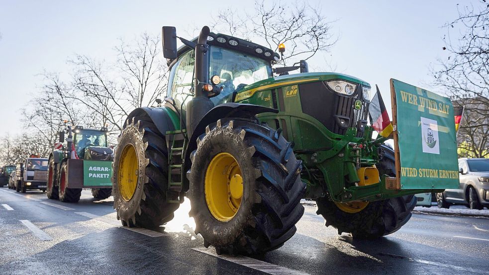 Noch immer protestieren Landwirte in Berlin – auch während der Agrarmesse Grüne Woche. Foto: DPA