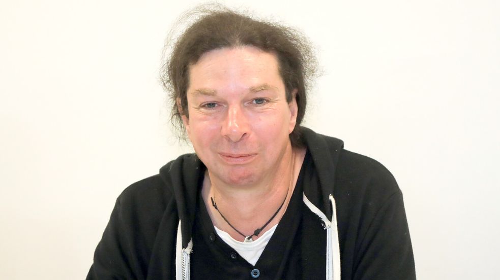 Der Auricher Linken-Kreisvorsitzende Jörg Erlautzki. Foto: Romuald Banik