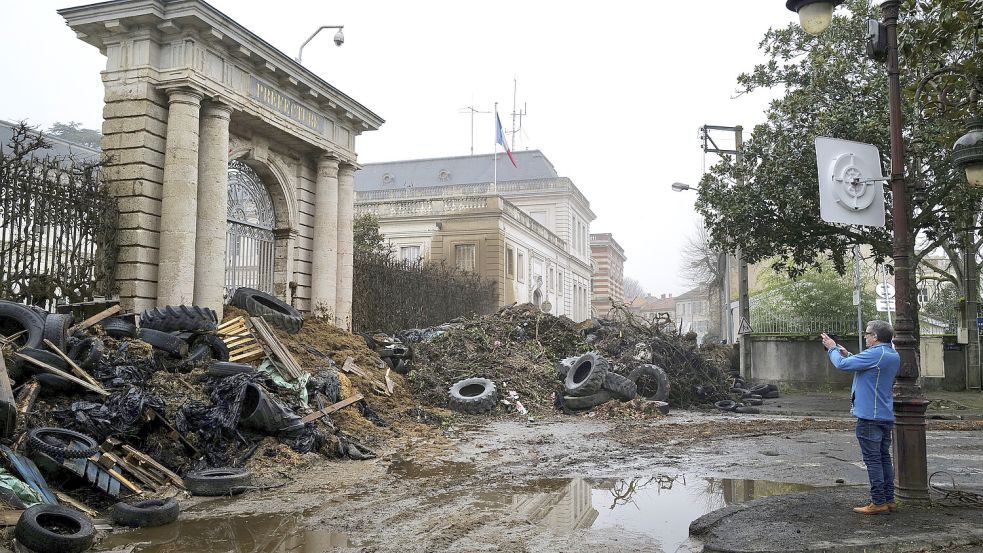 Ob es der französischen Regierung gelingen wird, den französischen Bauern genügend entgegenzukommen? Foto: dpa/AP/Fred Scheier