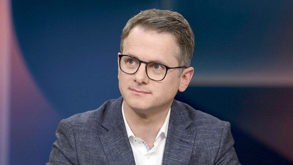 CDU-Generalsekretär Carsten Linnemann sorgt bei „Hart aber fair“ mit einer Antwort für spöttisches Gelächter. Foto: imago images/HMB-Media/Uwe Koch