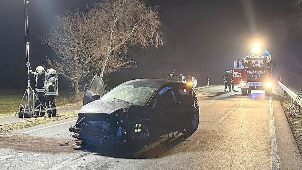 Beide Autos mussten abgeschleppt werden.