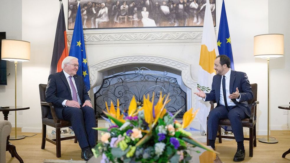 Bundespräsident Steinmeier besucht Zypern - 20 Jahre nach dem Beitritt des Landes zur Europäischen Union und 50 Jahre nach der Teilung der Insel. Foto: Bernd von Jutrczenka/dpa