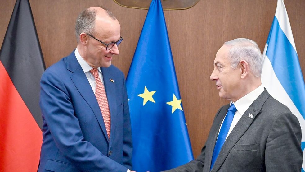 Friedrich Merz wird von Israels Premier Benjamin Netanjahu begrüßt. Foto: Kobi Gideon/GPO/dpa