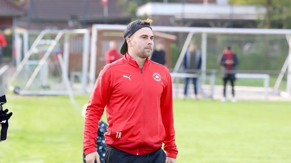Großefehns Trainer Yannik Weber.Foto: Wilfried Gronewold