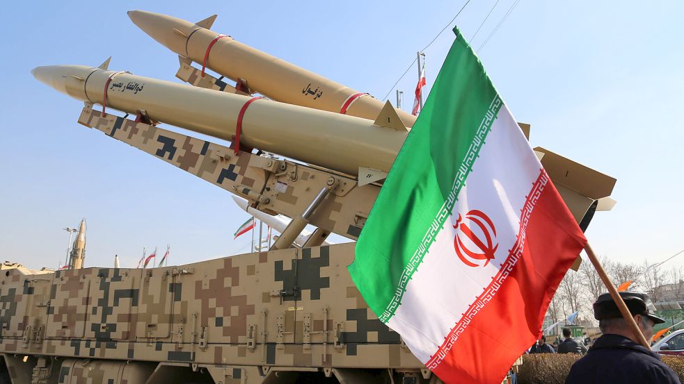Die USA und Israel drohten, das iranische Atomprogramm notfalls auch mit Angriffen zu beenden, sollte es zum Bau einer Atombombe kommen. Foto: IMAGO/Rouzbeh Fouladi