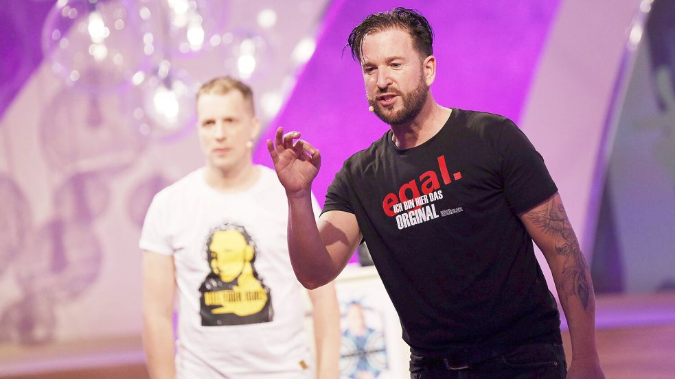 Oliver Pocher (links im Hintergrund) und Michael Wendler traten einst gemeinsam in der RTL-Show „Pocher vs. Wendler“ auf. Foto: IMAGO/Future Image