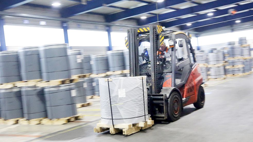 In der Logistik sind besonders viele Leiharbeiter zu Niedriglöhnen beschäftigt. Foto: Roland Weihrauch
