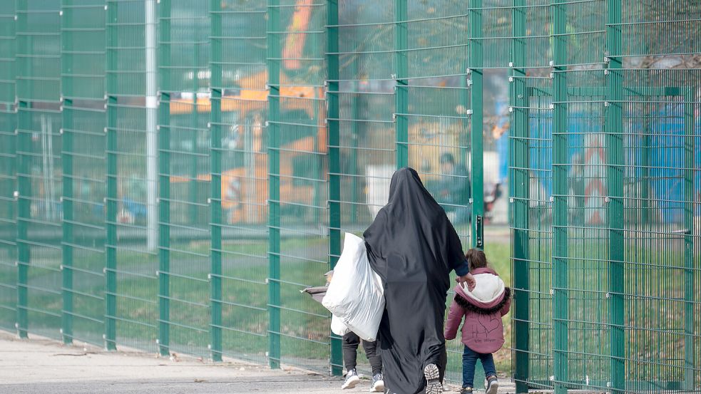 Taschengeld und medizinische Behandlung deutlich eingeschränkt, zudem härtere Abschieberegeln: Die Ampel-Regierung hat das Asylrecht deutlich verschärft. Foto: dpa