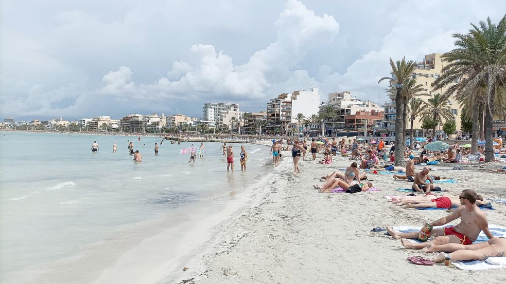 2024 gibt es einige neue Regeln für Touristen auf Mallorca. Foto: Imago Images/IPA Photo