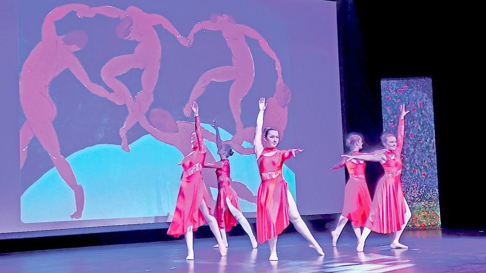 Der Tanz von Henry Matisse zog nicht nur auf der Leinwand, sondern auch auf der Bühne das Publikum in seinen Bann. Foto: Rebecca Kresse