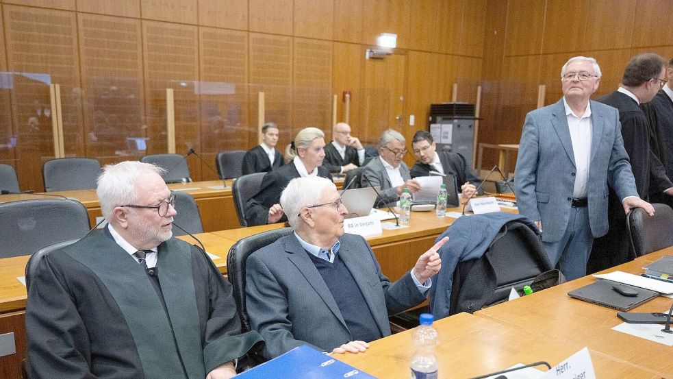 Das Gerichtsverfahren im „Sommermärchen-Prozess“ hat in Frankfurt/Main begonnen. Foto: Boris Roessler/dpa
