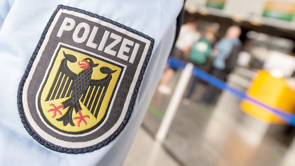 Am Flughafen in Bremen ist am Dienstag eine gesuchte Frau verhaftet worden. Foto: Boris Roessler/dpa