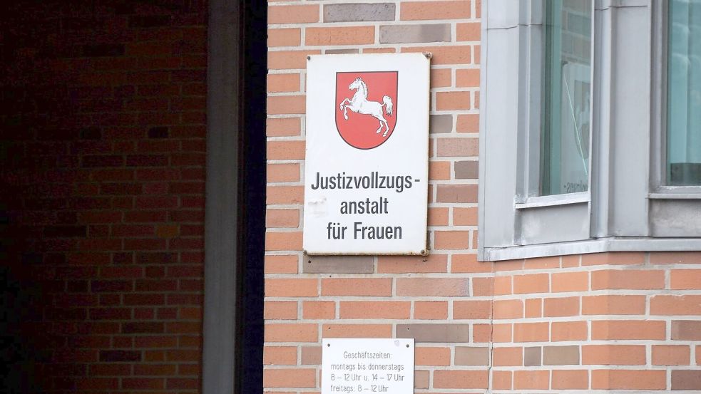 Daniela Klette soll in der JVA Vechta in Niedersachsen inhaftiert sein. Foto: Jörn Hüneke/dpa
