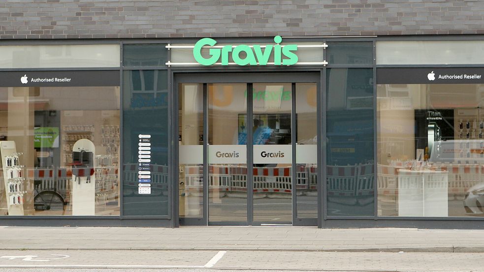 Das Elektrofachgeschäft Gravis gehört zu einem der wichtigsten Reparatur- und Servicepartner von Apple. Foto: IMAGO/Hanno Bode