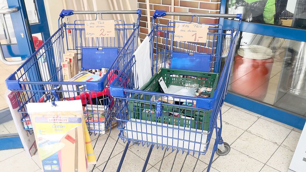 Im alten Edeka-Laden läuft der Abverkauf. Foto: Karin Böhmer