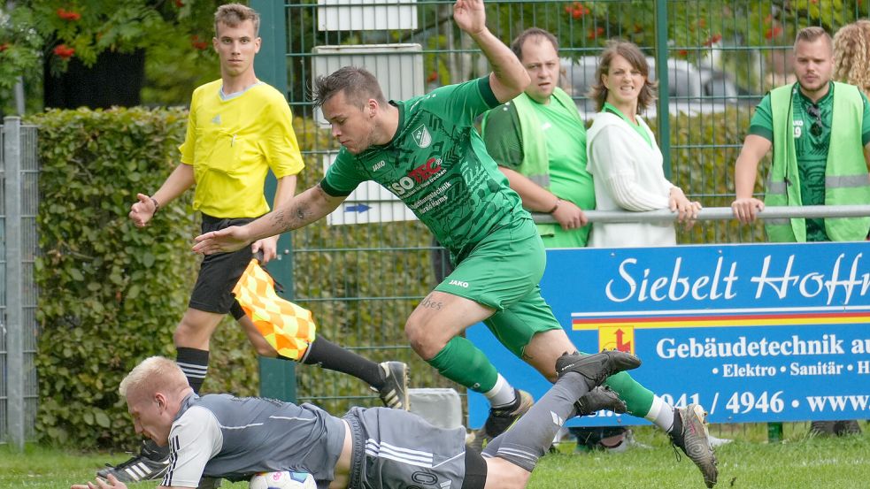 Lukas Günsel war der entscheidende Mann beim Auswärtssieg der Wallinghausener. Hier eine Szene aus dem HinspielFoto: Helmut Vortanz