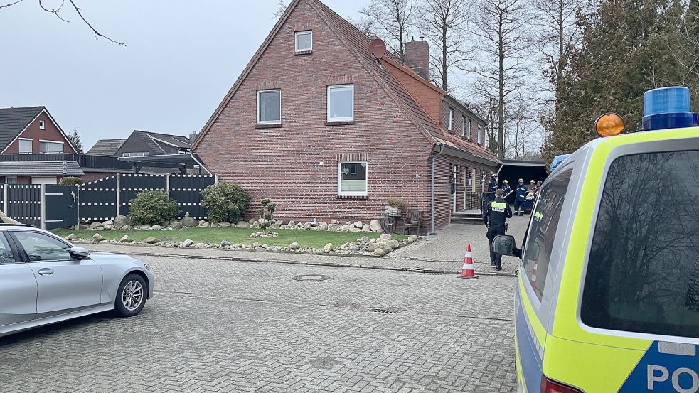 Im Januar wurde in diesem Haus in Hage die Leiche einer 65 Jahre alten Frau gefunden. Foto: Archiv/Kresse