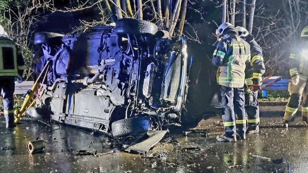 Auf der Bundesstraße 72 hat sich am Donnerstagabend in Ulbargen ein Unfall ereignet. Foto: Feuerwehr Großefehn
