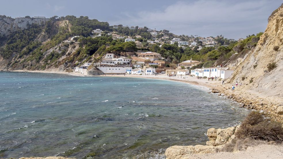 Die Costa Blanca nördlich von Alicante ist mittlerweile fast schon eine deutsche Hochburg wie Mallorca. Foto: IMAGO/Guido Schiefer