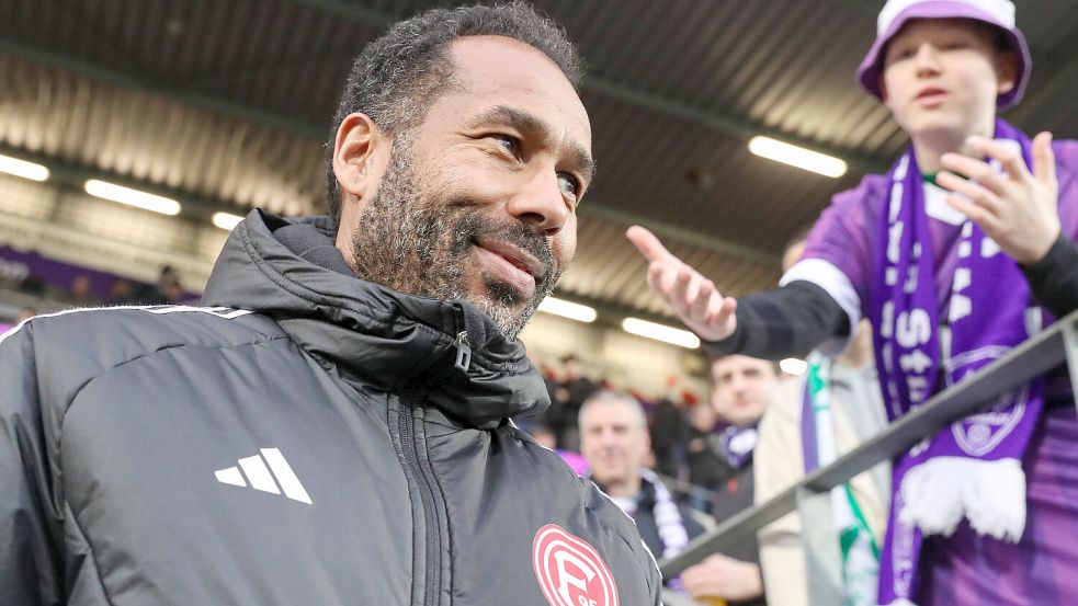 Am 15. März kehrte Daniel Thioune als Trainer von Fortuna Düsseldorf erstmals zu einem Pflichtspiel an die Bremer Brücke zurück. Foto: Imago/osnapix