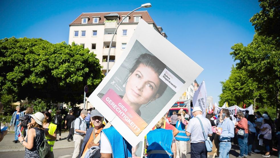Das Bündnis Sahra Wagenknecht erfreut sich laut einer Umfrage in Thüringen wachsender Beliebtheit. Foto: Christoph Soeder/dpa