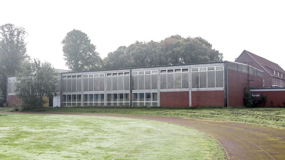 Die Sporthalle und der Sportplatz auf dem Kasernengelände werden von vielen Vereinen genutzt. Foto: Romuald Banik