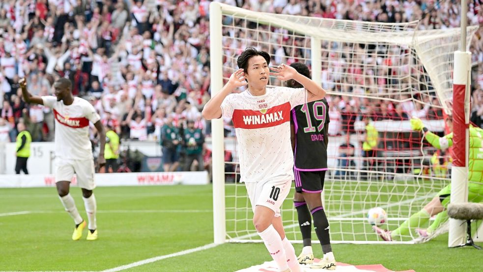 Torschütze Wooyeong Jeong und der VfB feierten gegen die Bayern einen Sieg. Foto: Bernd Weißbrod/dpa