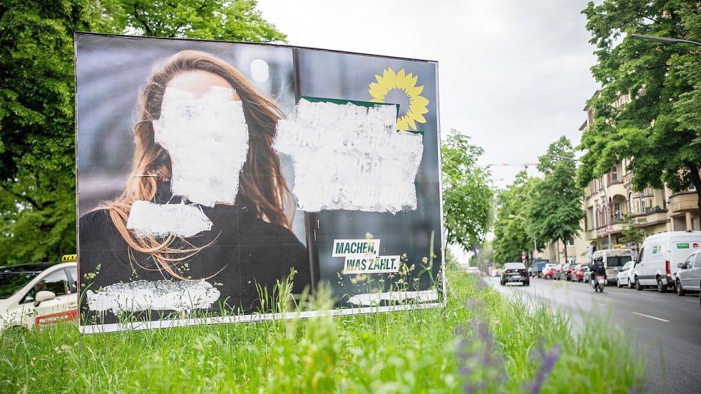 Angriffe auf Politiker und Wahlhelfer kommen nicht aus heiterem Himmel. Aber wie können sie künftig verhindert werden? Foto: Michael Kappeler/dpa