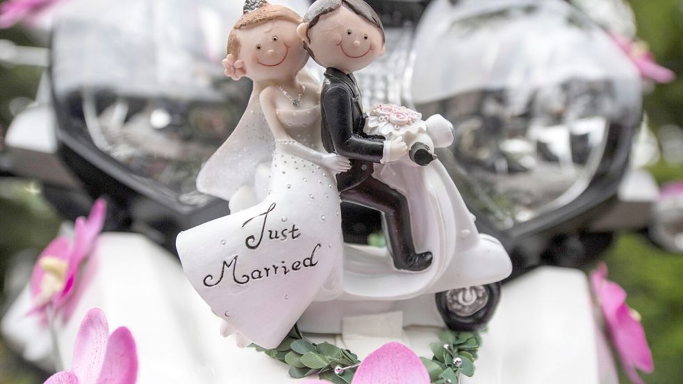Im vergangenen Jahr haben 100 Paare sich in Südbrookmerland das Ja-Wort gegeben. In diesem Jahr sind bisher 80 Trauungen angemeldet beziehungsweise vorgemerkt worden. Foto: DPA