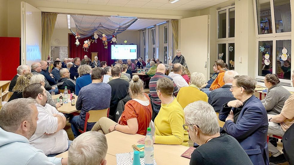In Leezdorf gibt es jährlich einen Neujahrsempfang. In diesem Jahr fand der im Bühnenklassenraum der Dörpschool statt. Foto: privat