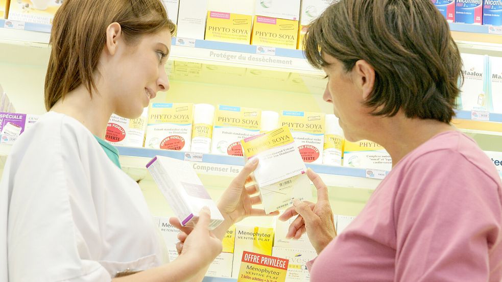 Isoflavone werden in der Drogerie oder Apotheke verkauft. Foto: IMAGO / BSIP