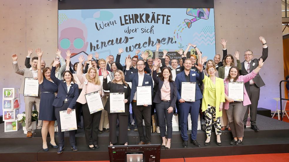 Die Preisträger aller Kategorien des diesjährigen Lehrkräfte-Preises. Foto: Heraeus Bildungsstiftung