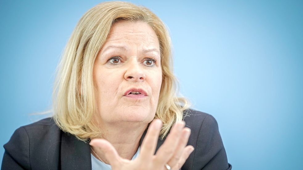 Sie ist für das Thema Rückführungen zuständig: Bundesinnenministerin Nancy Faeser (SPD). Foto: DPA