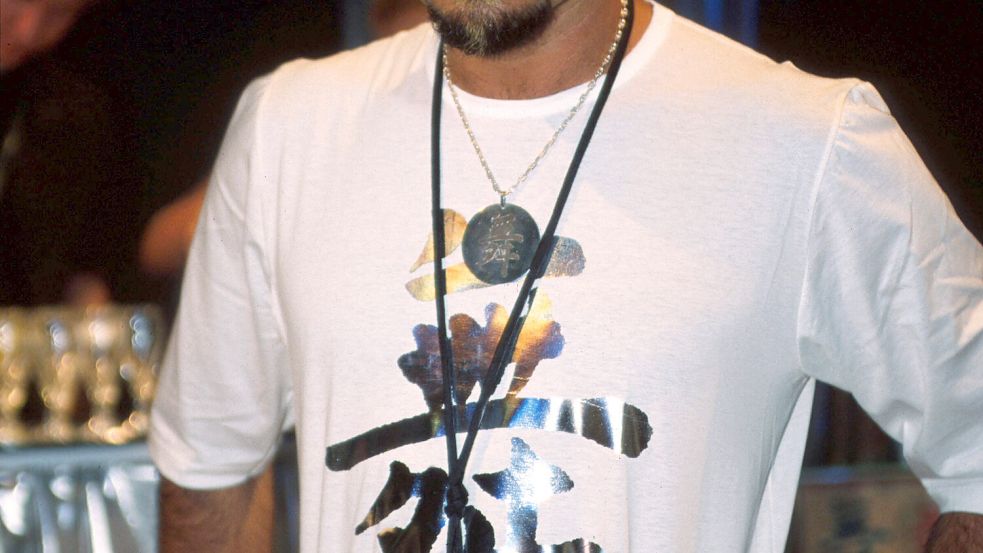 Der italienische DJ Gigi D‘Agostino. Sein Song „L‘amour tourjour“ wird derzeit für rechte Parolen missbraucht. Foto: IMAGO/Avalon.red