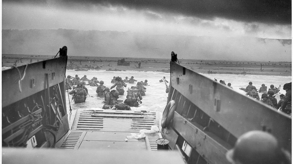 D-Day in der Kriegsfotografie: „Into the Jaws of Death”, das ikonische Bild von Robert F. Sargent. Foto: Imago images/Franklin D. Roosevelt Library