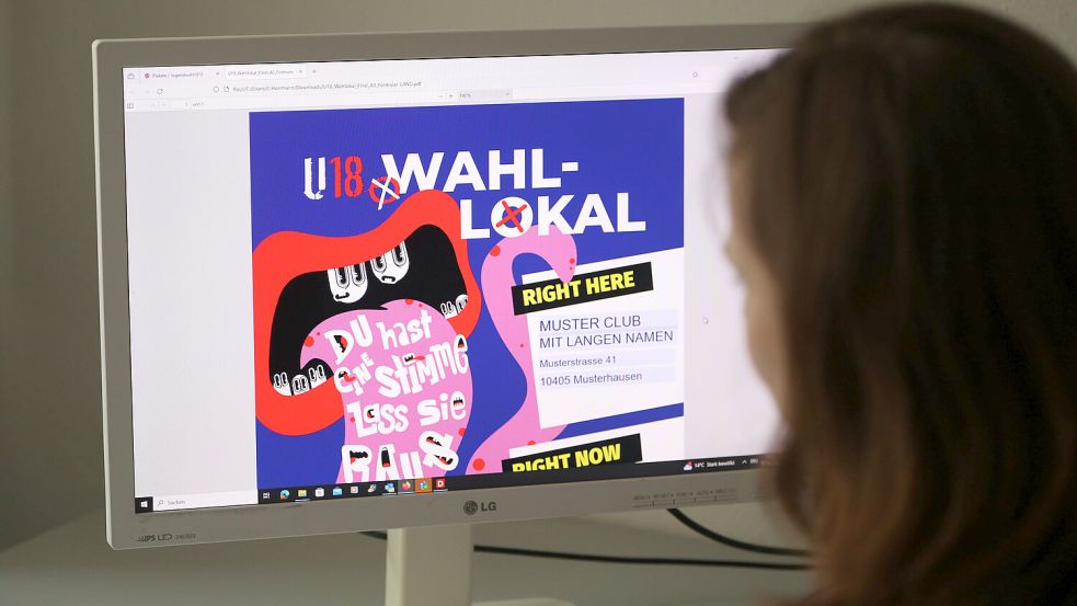 Mit diesem Plakat konnten die Wahllokale für die U-18-Jugendwahl werben. Foto: Romuald Banik