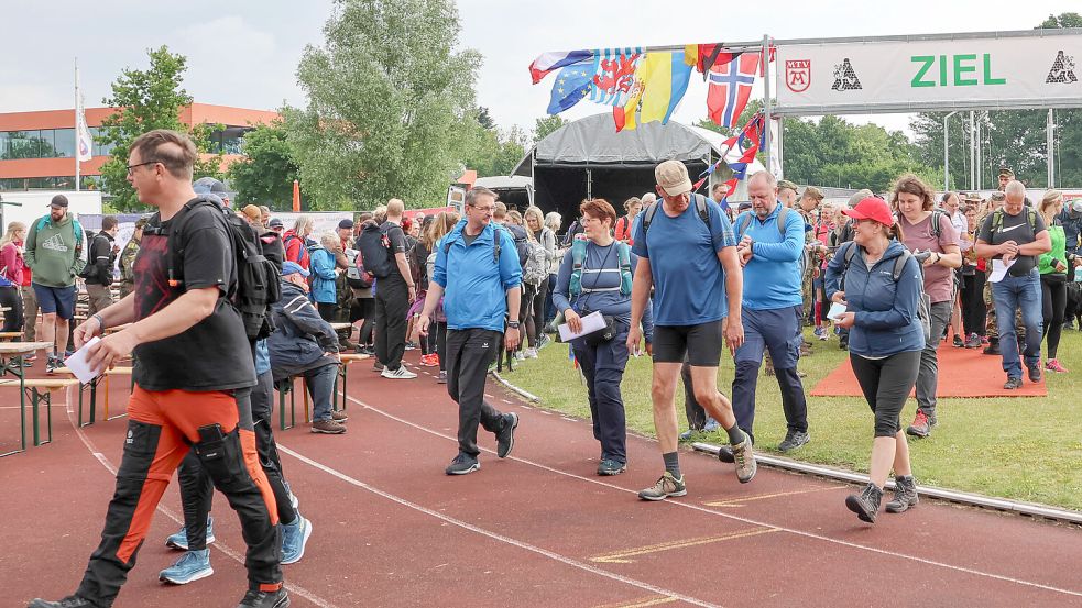 Los geht es auf die 23 Kilometer.