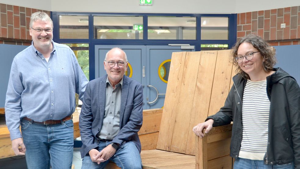 Sehen ihre Förderschule gut aufgestellt: Leinerstift-Vorstand Wolfgang Vorwerk (von links), Schulleiter Wolfgang Friedrich und Stellvertreterin Dr. Insa Kringler. Foto: Aiko Recke