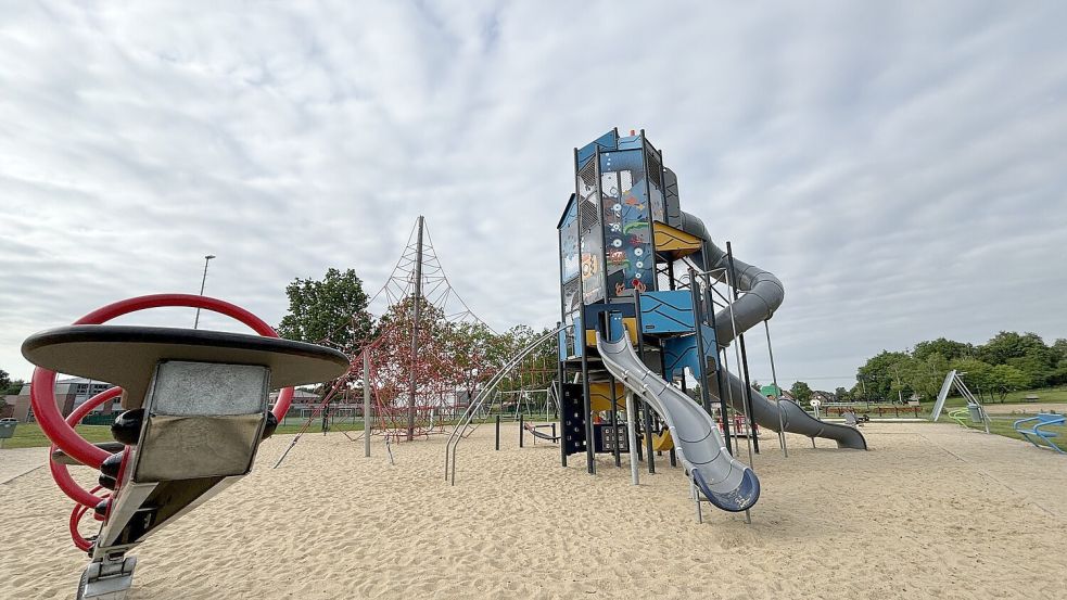 Blick auf den Abenteuerspielplatz am Ihler Meer: Ein Sonnenschutz soll noch zeitnah installiert werden. Fotos: Christin Wetzel