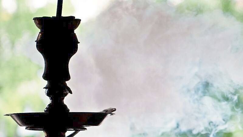 Shisha-Bars stehen immer wieder im Mittelpunkt von Razzien im Kampf gegen die Clan-Kriminalität Foto: Soeren Stache/dpa