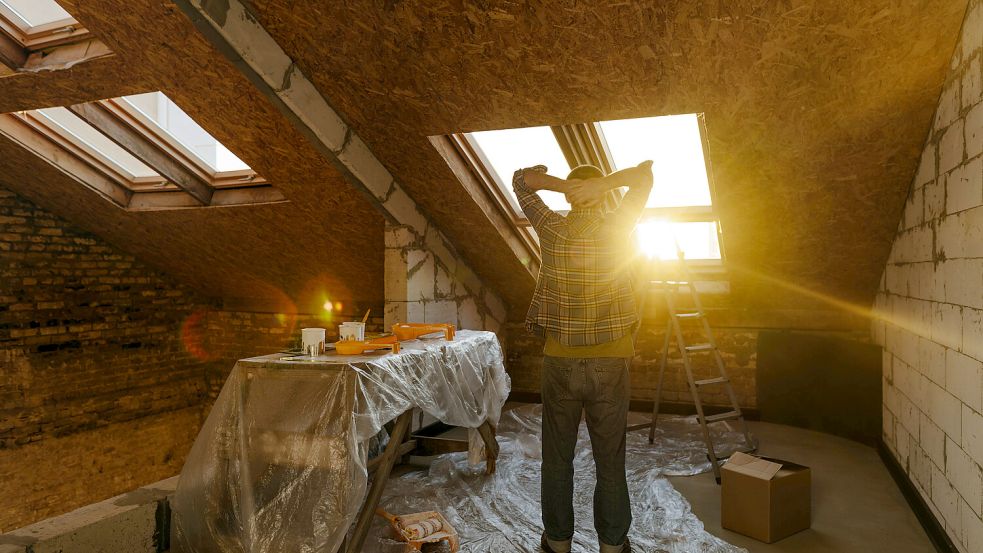 Die Fördermittel für eine Energieberatung bei Sanierungen sollen gekürzt werden. Foto: IMAGO/Westend61