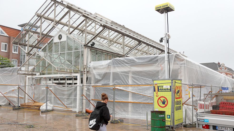 Mit dem „Videoguard“ wird die Markthallen-Baustelle überwacht. Foto: Romuald Banik