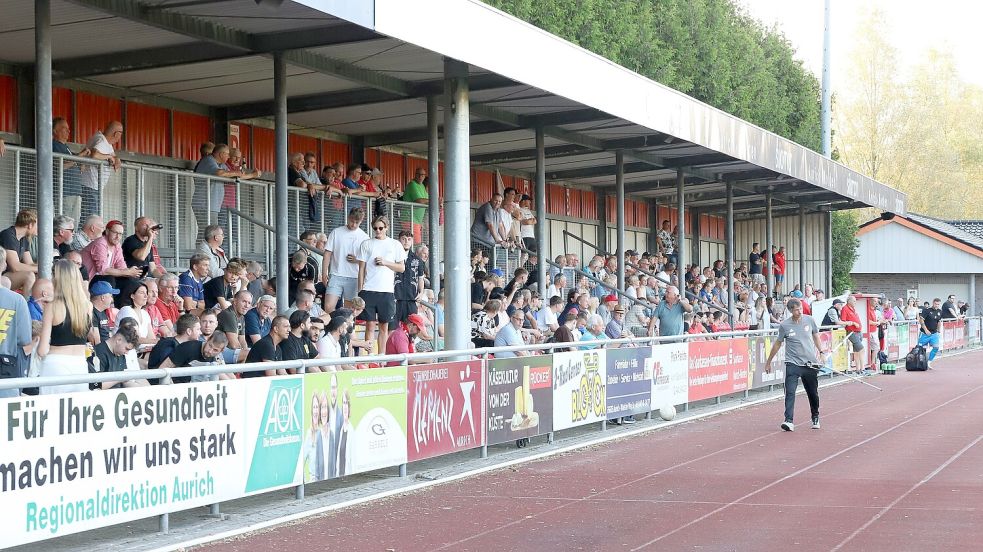 Beim Pokalduell gab es eine ansehnliche Kulisse im Stadion am Ellernfeld mit rund 500 Zuschauern.