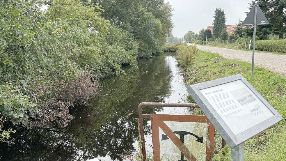 Blick auf die Norderwieke in Ihlowerfehn. Hier stand das Wasser bei Starkregen bis fast auf die Straße.