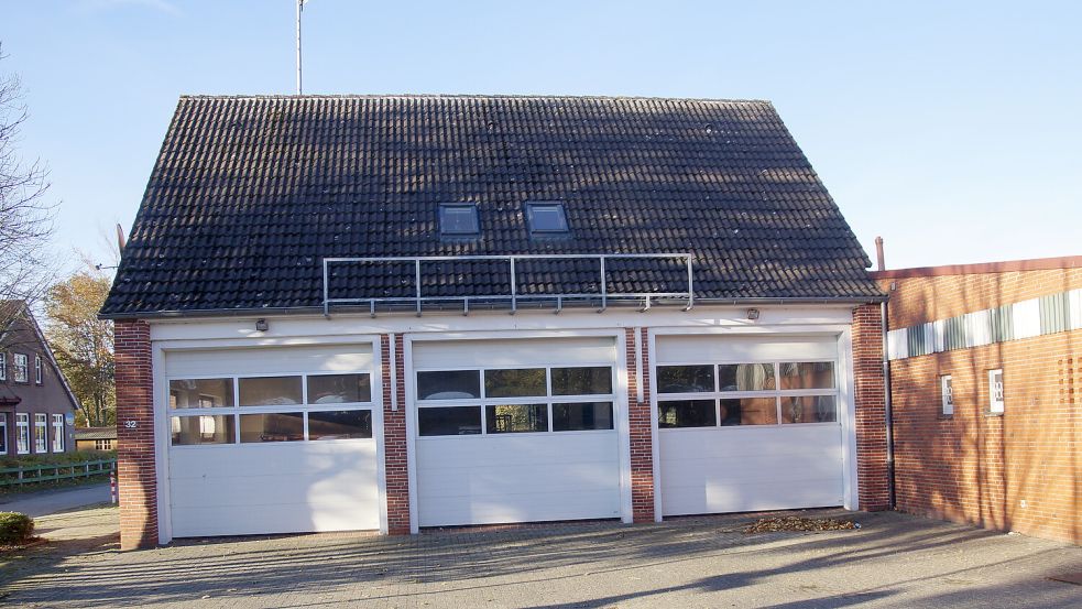 Das alte Uthwerdumer Feuerwehrhaus soll für die Kinder- und Jugendfeuerwehr hergerichtet werden. Foto: Holger Janssen