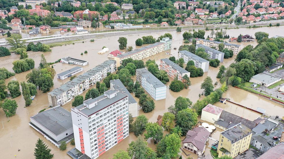 Mehrere Menschen haben bei der Naturkatastrophe in Polen ihr Leben verloren. Foto: dpa/PAP